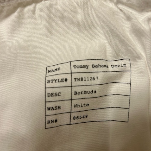 Tommy Bahama White Bermuda Shorts Versatile Summer Essential - Picture 5 of 5